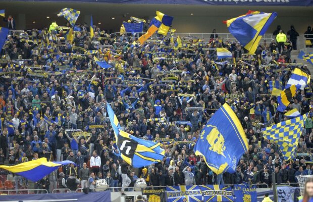 FOTO Apariție inedită la ultimul meci al Petrolului! Joacă pentru o echipă tare din Liga 1, dar a venit să-și susțină fosta formație