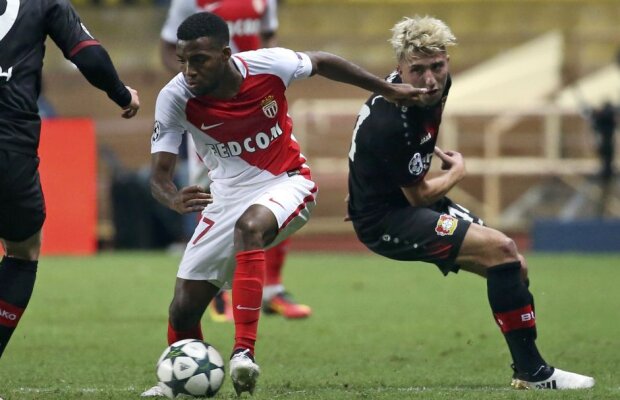 "Ești un trădător!" » Stupoare unui meci important: a plecat din cantonament fără să-i pese!