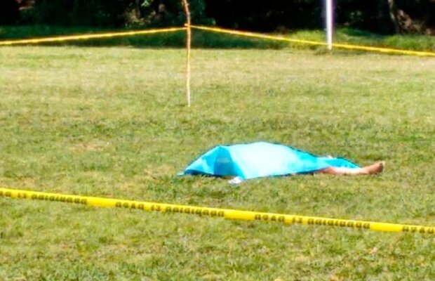 Caz șocant în Mexic! Un jucător a omorât un arbitru și a fugit! Poliția îl caută pe fotbalist