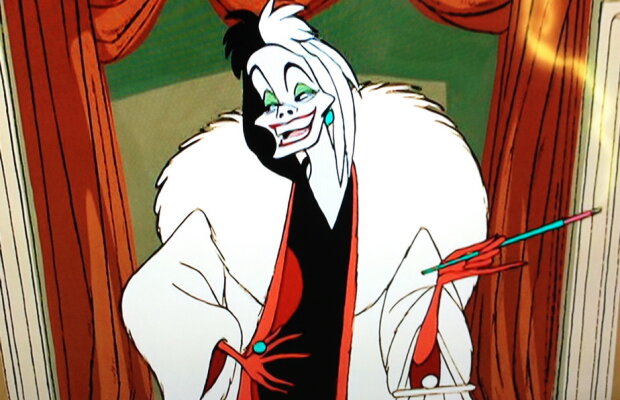 GALERIE FOTO » Aşa ar arăta personajele negative din filmele Disney în viaţă reală