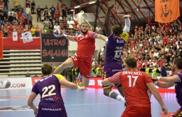 Dinamo joacă în Champions League » Un pont excelent pentru un meci vital al ”câinilor”