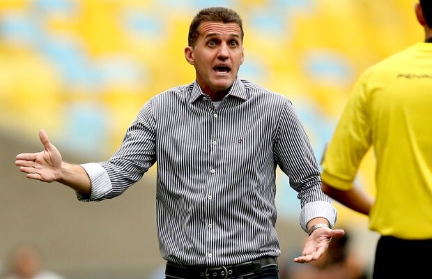 Clubul brazilian Chapecoense renaște » A fost numit noul antrenor, iar două stele au apărut pe stema echipei