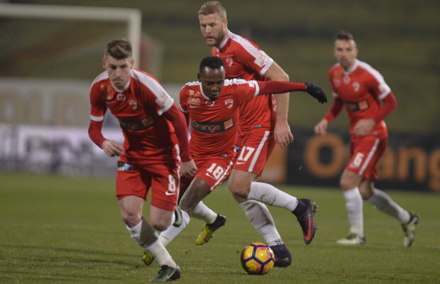 VIDEO Nemec şi nimic » Dinamo respiră greu » "Câinii" s-au chinuit cu ASA, dar şi-au asigurat în mare măsură prezenţa în play-off, scor 1-0