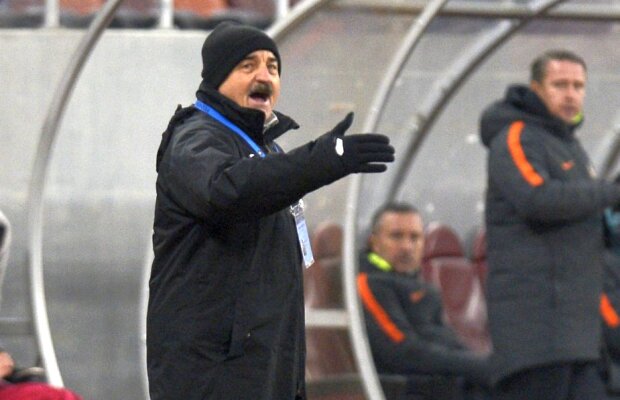 FOTO Moment antologic cu Ionuț Popa la finalul partidei cu Steaua » Cum a apărut la interviuri