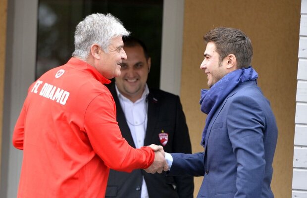 Andone a făcut show la conferință: "Am ajuns să ne cumpere indienii! Dau pe noi cât pe un apartament din Iași" :)