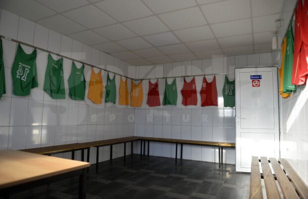 GALERIE FOTO EXCLUSIV Aici îşi duce Gigi vedetele de la Steaua