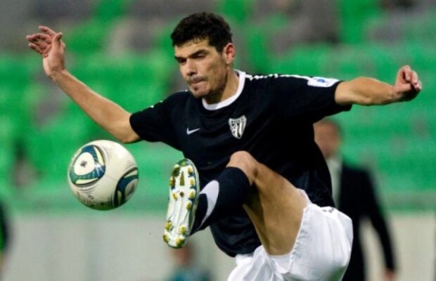 "Leii" și-au adus "leopard" » CSU Craiova a adus un atacant de aproape 2 metri