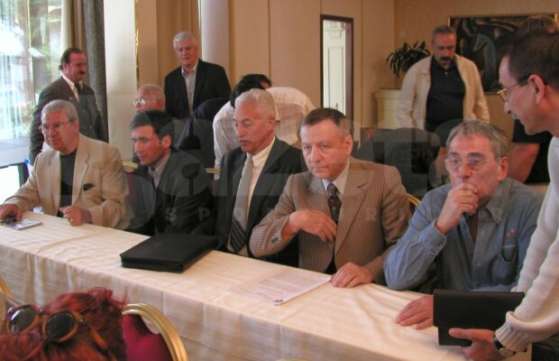 Dezvăluiri exclusive » Un personaj surprinzător explică ce a produs încurcătura de la Steaua: "A fost ca o lovitură de stat!"