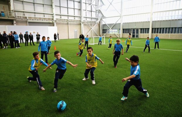 Manchester City își asigură viitorul » "Cetățenii" au plătit 200.000 de euro pentru un fotbalist de 13 ani!