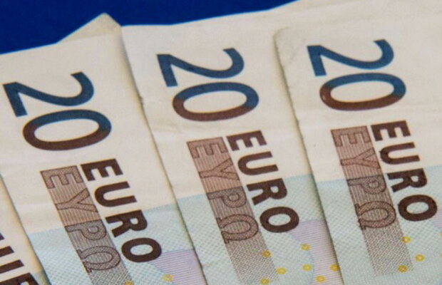 A luat pensia bunicii timp 19 de ani după ce aceasta a murit