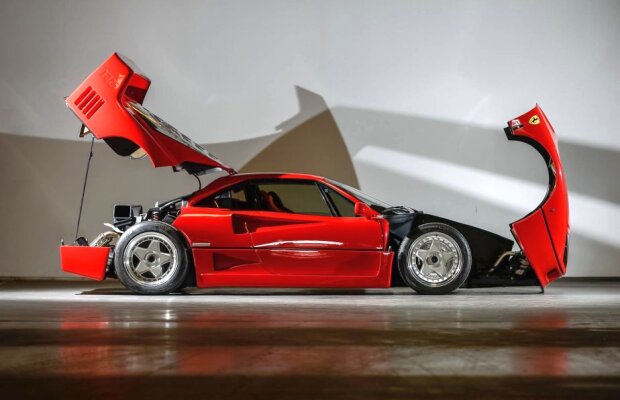 GALERIE FOTO Un nou superbolid în garajul lui Țiriac » Achiziție evaluată la 1,5 milioane de euro!