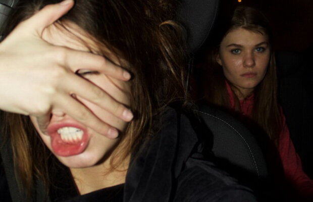 GALERIE FOTO » A devenit celebră pe Instagram fără să-și arate vreodată fața