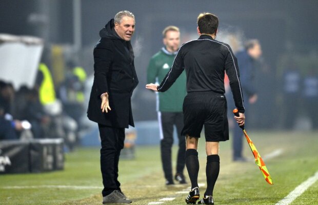 Șumudică, ironizat pentru declarațiile legate de arbitrajul din meciul cu Genk: "Probabil ar fi preferat un arbitru belgian"