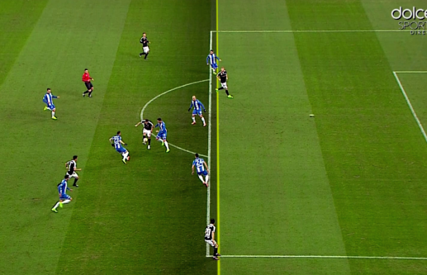 FOTO Oltenii contestă arbitrajul! Decizie dificilă la golul doi al lui Dinamo