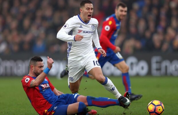 FOTO Gafă de proporţii a fanilor englezi! Au vandalizat autocarul propriei echipe :)