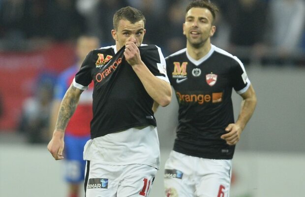 Dinamoviștii exultă după o nouă victorie cu Steaua: "Îmi imaginam cum s-a bucurat tata la golul meu, mi se umple sufletul de bucurie"