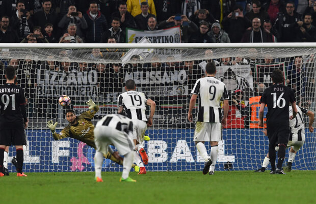 VIDEO Au devastat vestiarul! Furie milaneză: au distrus mobilierul după eșecul cu Juventus, 1-2