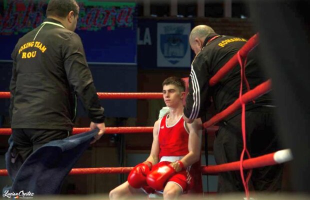 Avem șanse la medalii » Trei români în ”sferturi” la Europenele de box de la Brăila!