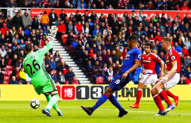 VIDEO Manchester învinge Middlesbrough și continuă lupta pentru Ligă! Gafă monumentală a lui Valdes