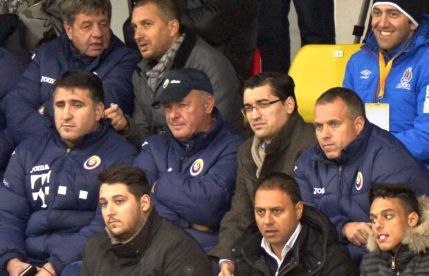 Comentatorul TVR a dat de pământ cu oficialii FRF » "Ajunge, mergeți acasă! Lăsați-l pe Hagi să ne salveze!"