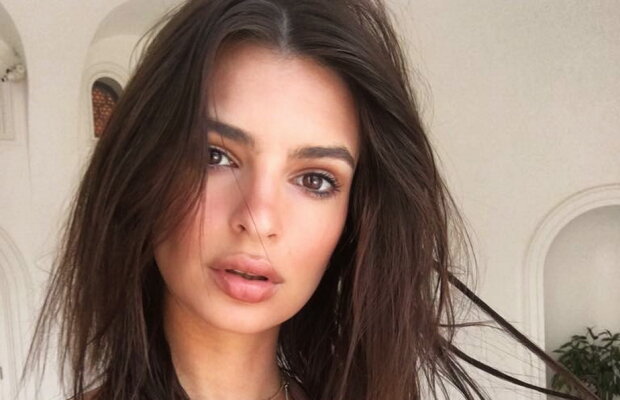 FOTO » Emily Ratajkowski, poză demențială pe internet