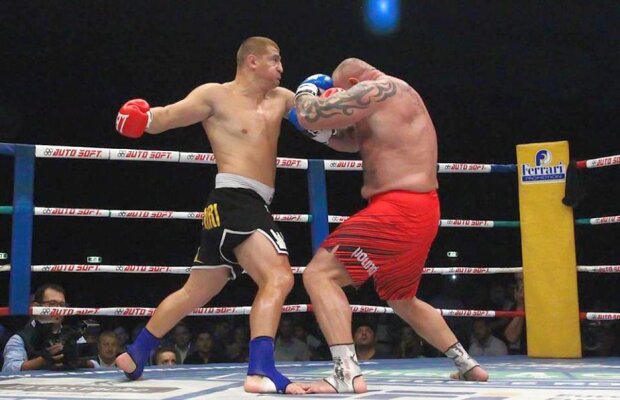 Moroșanu se bate iar într-o gală Superkombat! Detalii despre adversar, dar și unde va avea loc lupta 