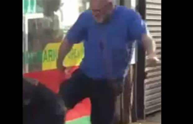 VIDEO Reacția violentă a unui șofer de autobuz după ce un pasager devine turbulent