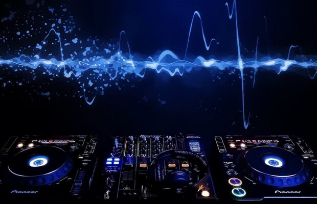 VIDEO Un DJ a remixat chemarea musulmană la rugăciune! Ce a urmat e greu de crezut