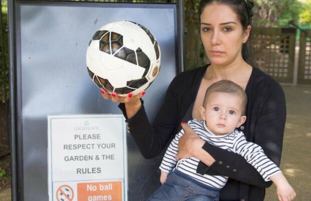 Fabregas, reclamat de o mamă în Anglia! Spaniolul ar putea ajunge în instanţă după un incident stupid într-un parc