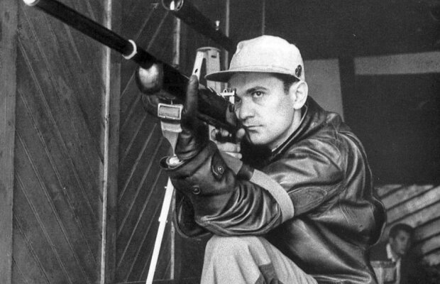 Glonțul care a ucis aurul » Iosif Sîrbu, întâiul campion olimpic tricolor, s-a sinucis pe 26 septembrie 1964. Abia acum apar date despre motive: o puternică depresie. Martori oculari descriu în premieră acea zi neagră