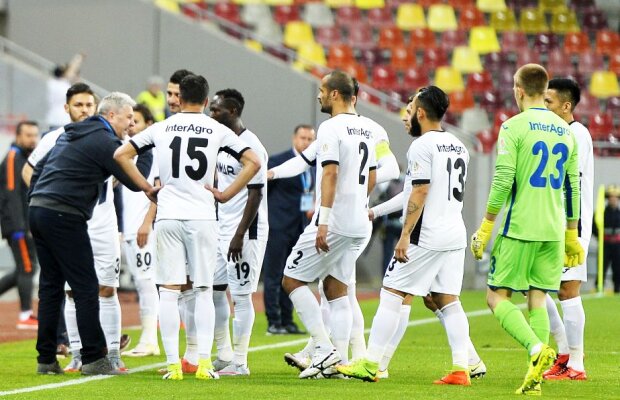 Campioana se destramă » Astra se va despărți în vară de o echipă întreagă: 14 jucători+Șumudică OUT!