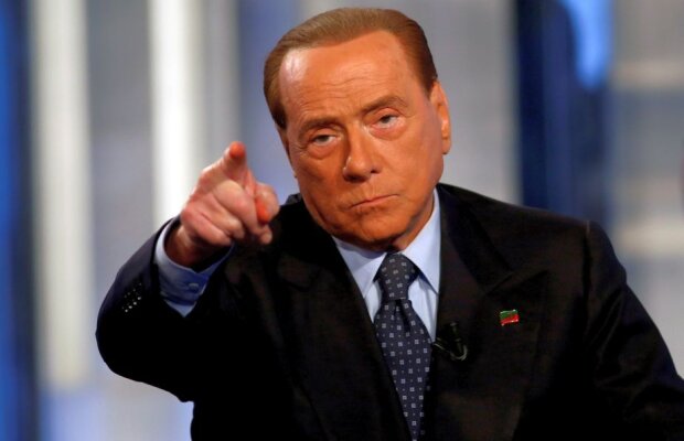 Opinie de Daniel Nanu: "Grazie, don Silvio!"