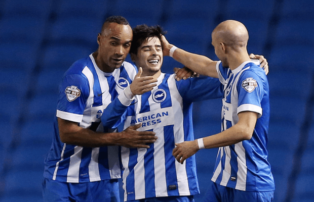 VIDEO Revenire istorică în Premier League! Suporterii au intrat pe teren la meciul de azi 