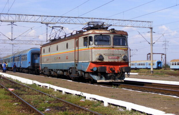 EXCLUSIV Scandal monstru la o echipă din Liga 1, după ce jucătorii au fost obligați să meargă în deplasare câte șase într-o cușetă: "Ne umiliți!"