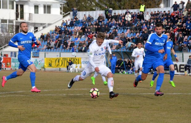 VIDEO Botoșani, egalată la ultima fază a meciului de la Severin, contra "pandurilor" » Centralul a dat trei penalty-uri și un singur corner tot meciul