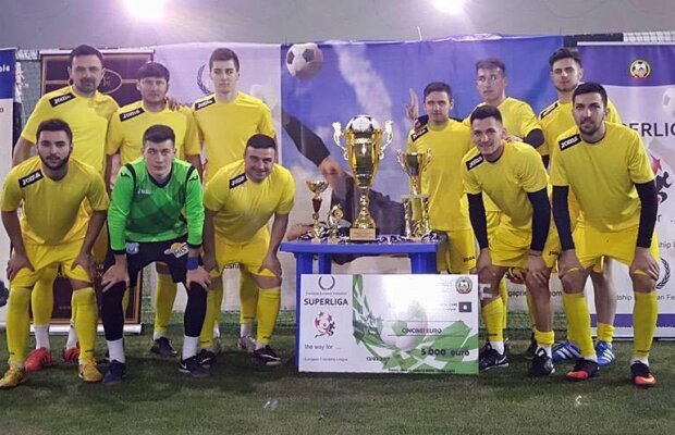 Foști campioni ai României au trecut pe teren mic și luptă pentru o sumă spectaculoasă în Liga Prieteniei