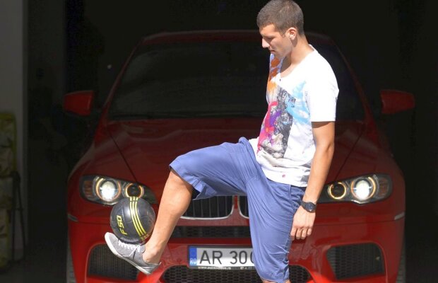 PREMIUM GSP // FOTO George Țucudean își spune povestea: "Sunt frumos, deștept și bogat!"