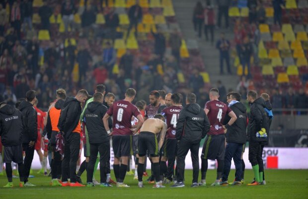 Suporterii CFR-ului se iau de conducerea clubului! Meciul cu Dinamo a stârnit revolta: "Trădare! E dovada că primează goana oarbă după bani"