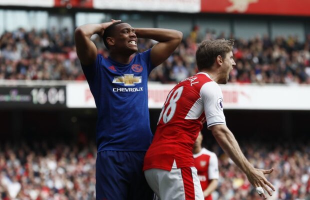 VIDEO + FOTO United a cedat pe Emirates cu Arsenal: prima înfrângere după 25 de meciuri pentru Mourinho! 