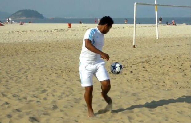 EXCLUSIV / VIDEO Imagini-spectacol » Magicianul Eric, samba, fente și atacuri pe Copacabana: "Balaci a vorbit aiurea despre mine"