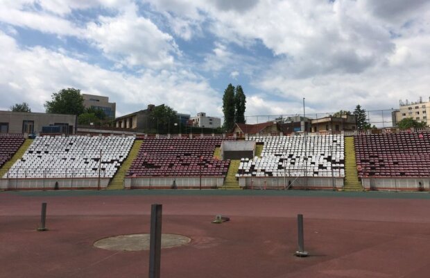 GALERIE FOTO » Dinamoviștii n-au mai așteptat demolarea! Și-au luat singuri suvenirurile