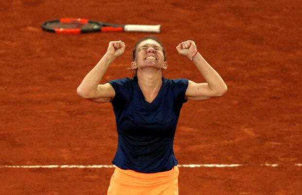 Halep a explicat cum a învins-o în premieră pe Siegemund: "Am recepționat mesajele lui Darren"