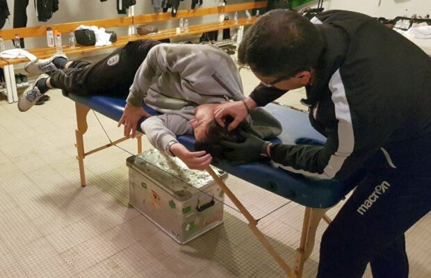 GALERIE FOTO  Violență extremă » Antrenorul unui fost stelist a fost rănit la cap cu o cutie de bere aruncată de ultrașii rivali