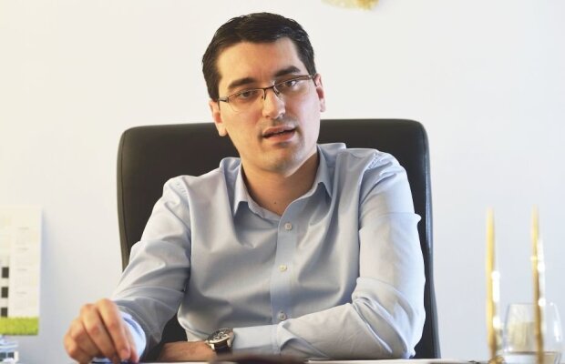 Atacuri frontale ale lui Burleanu! "Ai un comportament de șantajist" + "te ardea dorul de penalii Borcea și Pinalti"