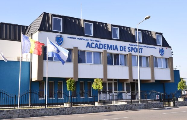 FRF sparge banii în Centrele de Excelenţă! Câţi bani se duc în cele patru Academii lansate de Burleanu