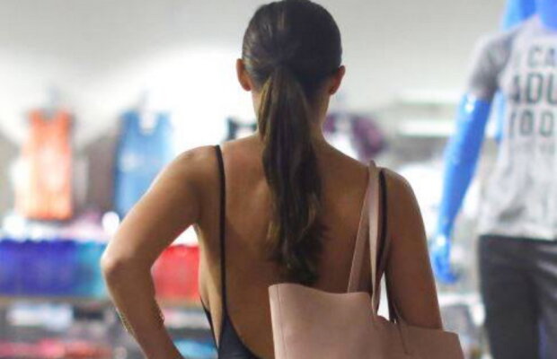 FOTO Ea e femeia după care toți bărbații sunt topiți. Franțuzoaica este numită "wonder women"