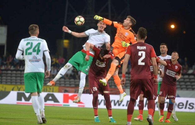 EXCLUSIV Ultimul meci i-a convins pe ardeleni » Dan Petrescu a ochit un fundaș central din Liga 1