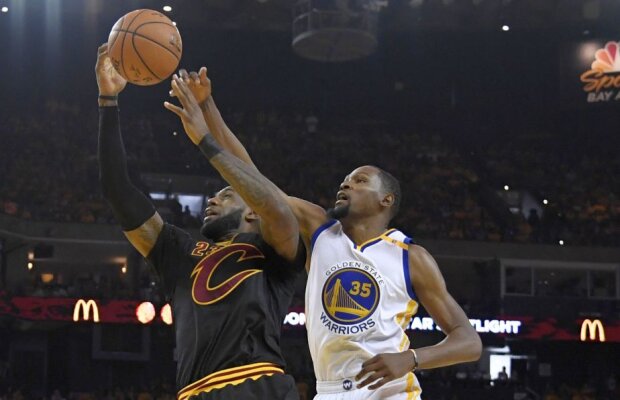 Tipsterii Pariori.ro au analizat finala NBA: Cleveland Cavaliers – Golden State Warriors (meciul 3) » 2.35 pentru un pariu riscant