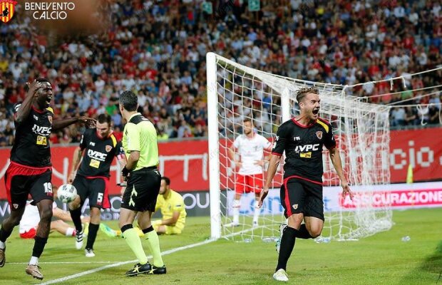 VIDEO Pușcaș a marcat golul carierei și a dus-o pe Benevento în premieră în Serie A!