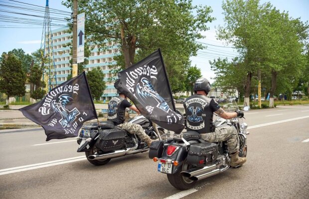 FOTO Spectacol la Malul Mării » Peste 2.000 de motociclişti au venit la cel mai mare festival motorock din România